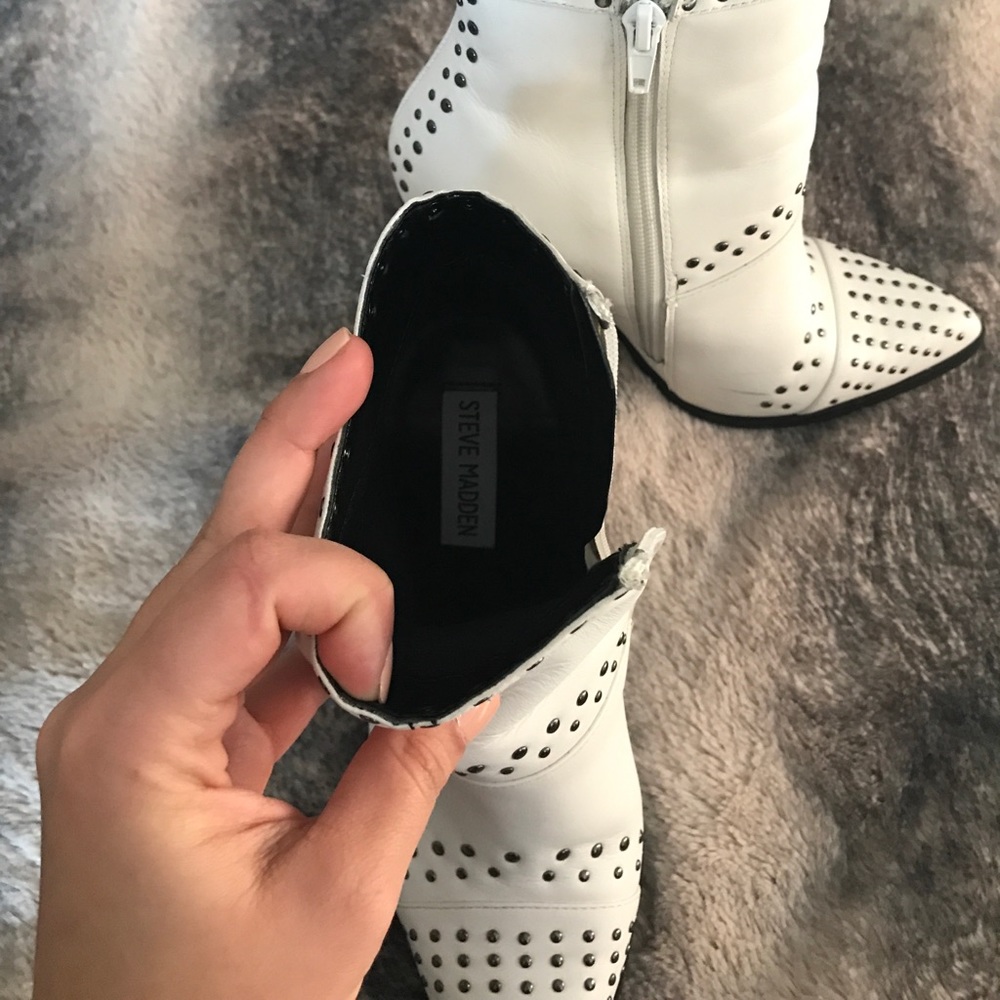 Steve Madden leather booties - Picture 2 of 4